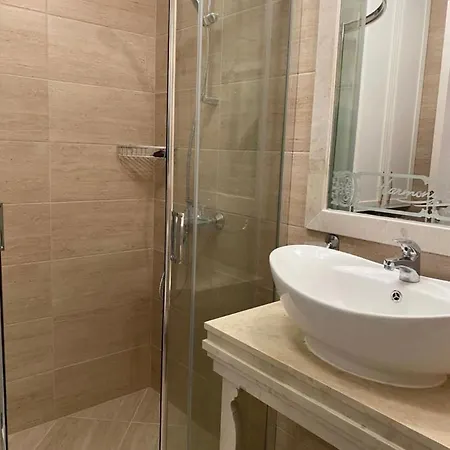 Harmony Suites Grand *